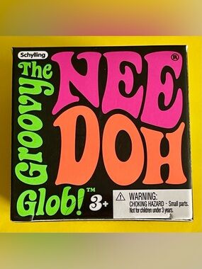 NeeDoh The Groovy Glob GREEN ! Soft squeeze!